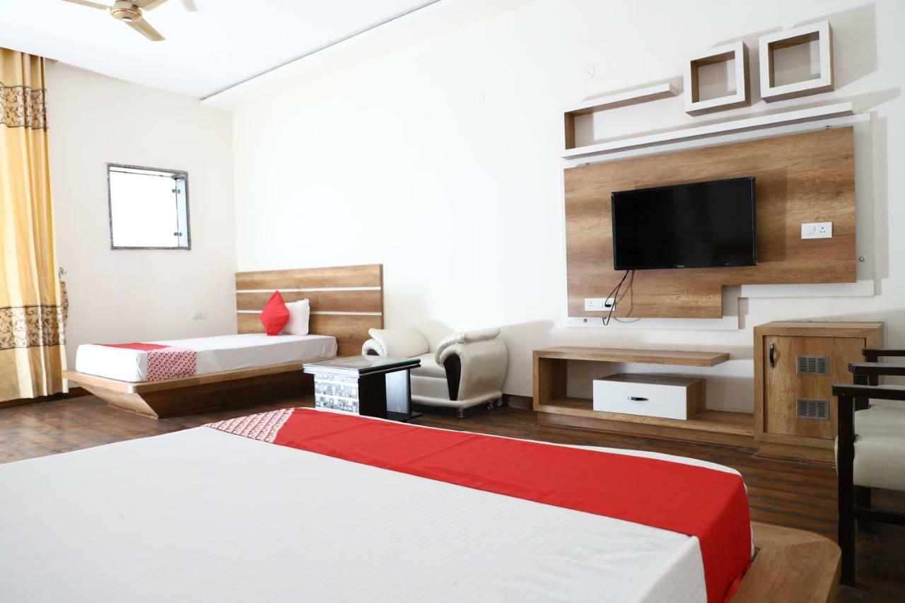 Diwan Hotel And Restaurant Surkhi Экстерьер фото
