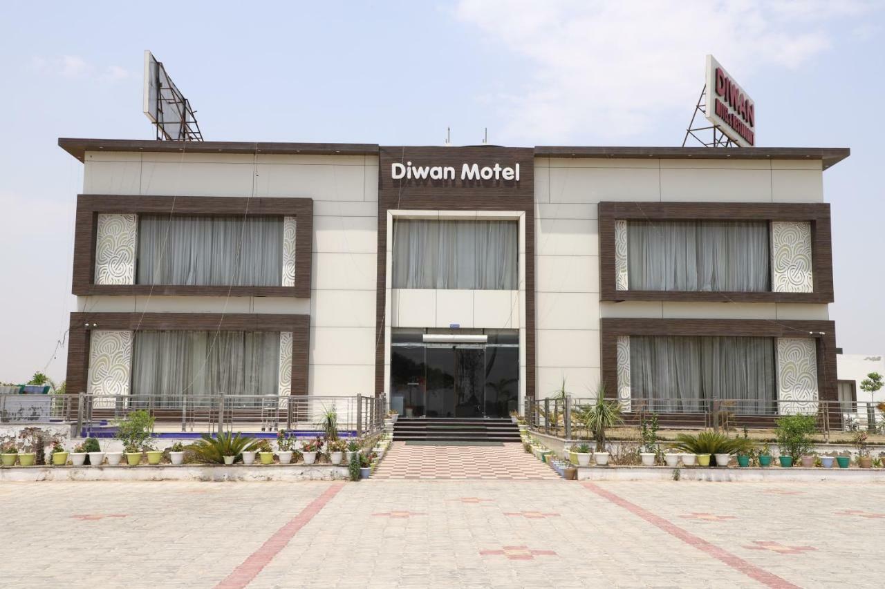 Diwan Hotel And Restaurant Surkhi Экстерьер фото