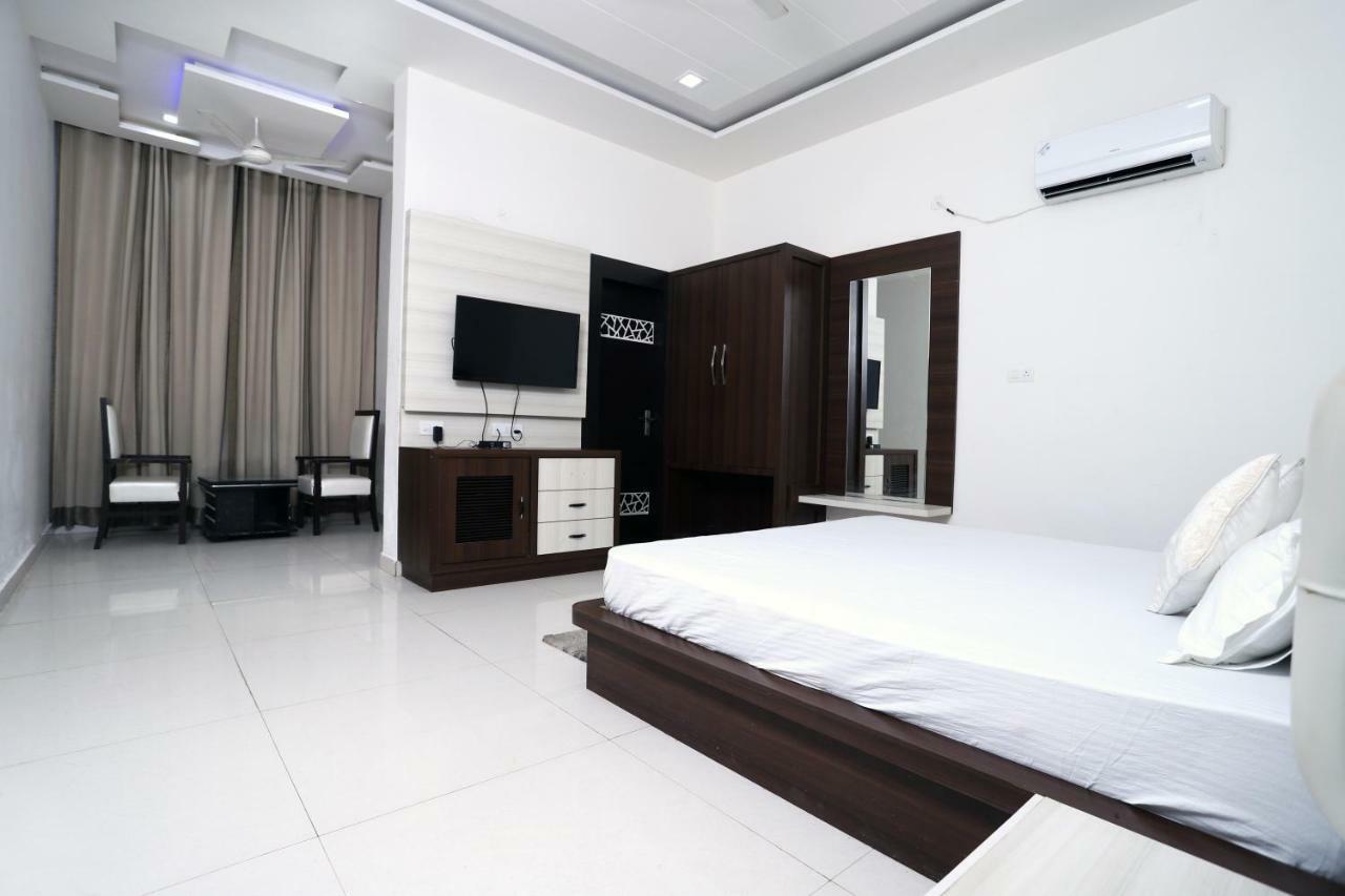 Diwan Hotel And Restaurant Surkhi Экстерьер фото