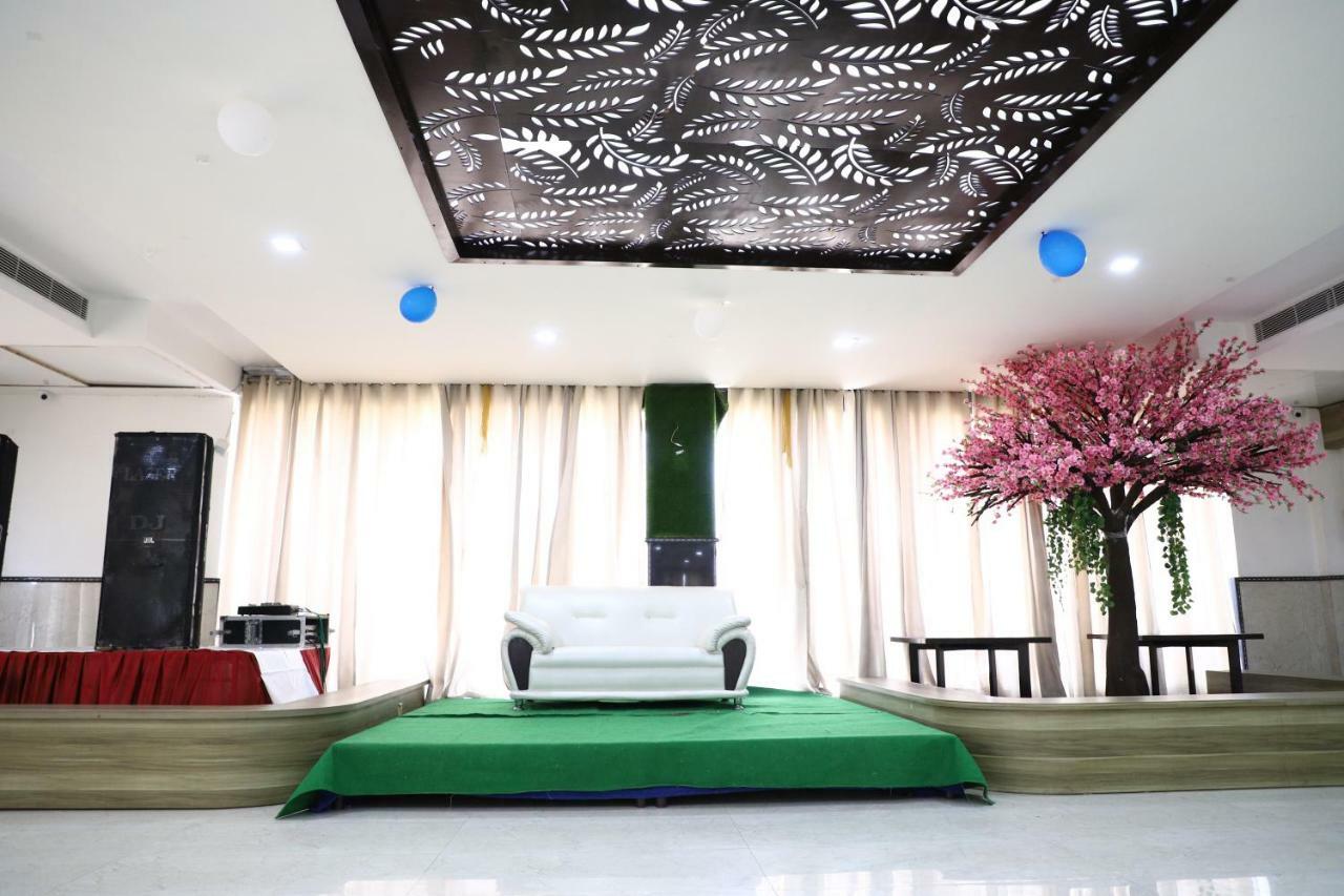 Diwan Hotel And Restaurant Surkhi Экстерьер фото