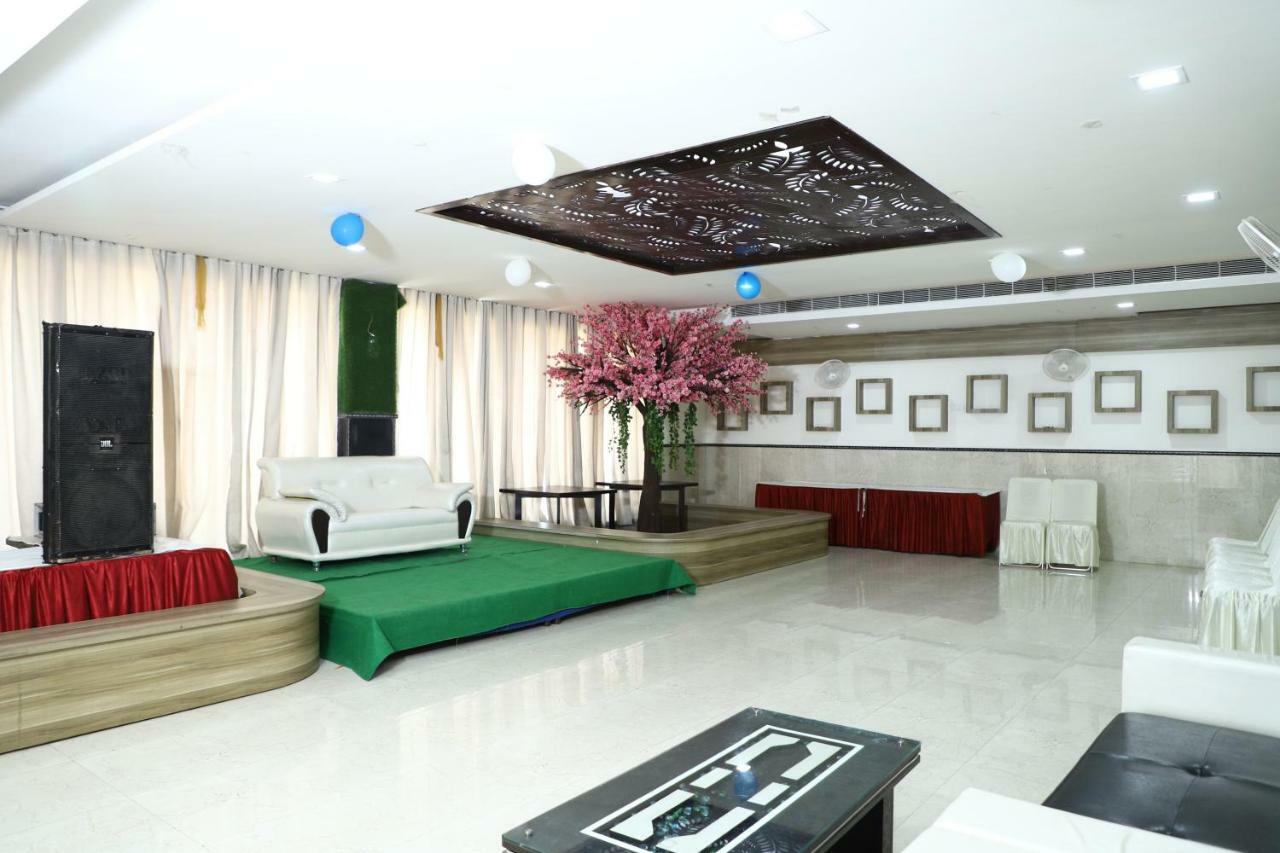 Diwan Hotel And Restaurant Surkhi Экстерьер фото